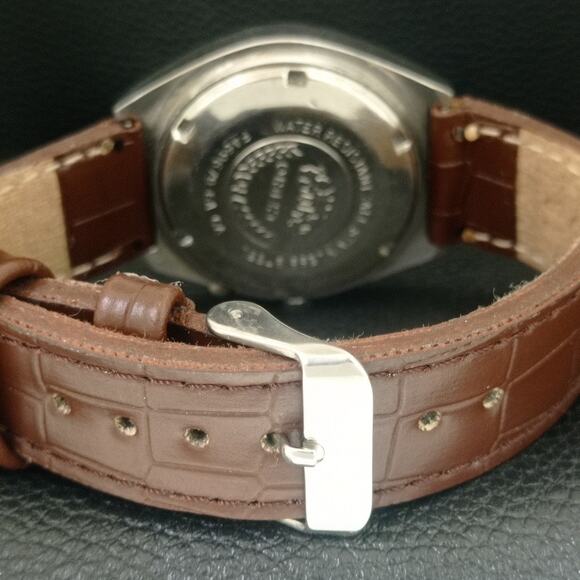 Vintage 1979 Orient Automatic Mens Silver Watch W/daydate & Gold accents - Picture 2 of 10